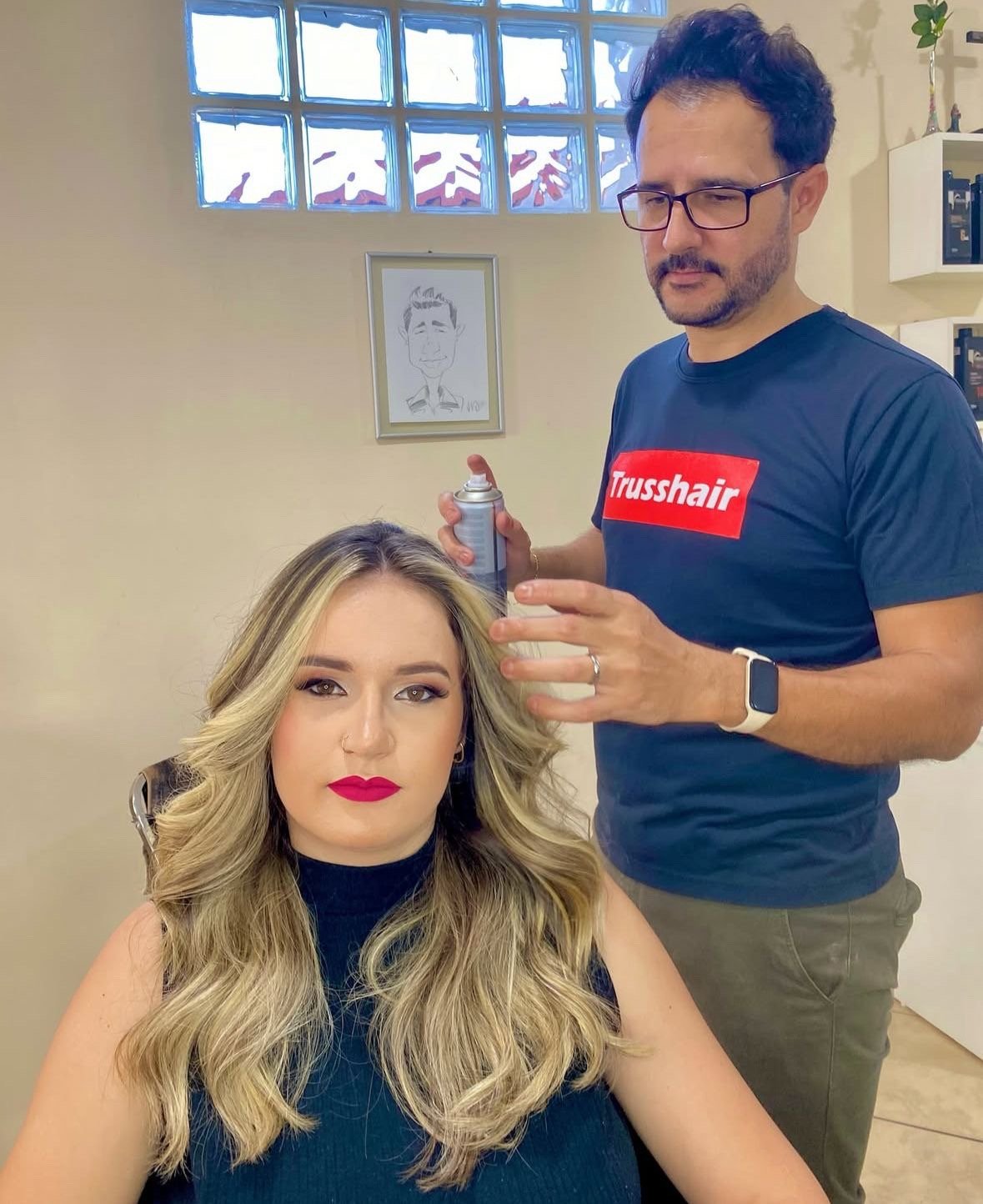 Finalização de cabelo feminino